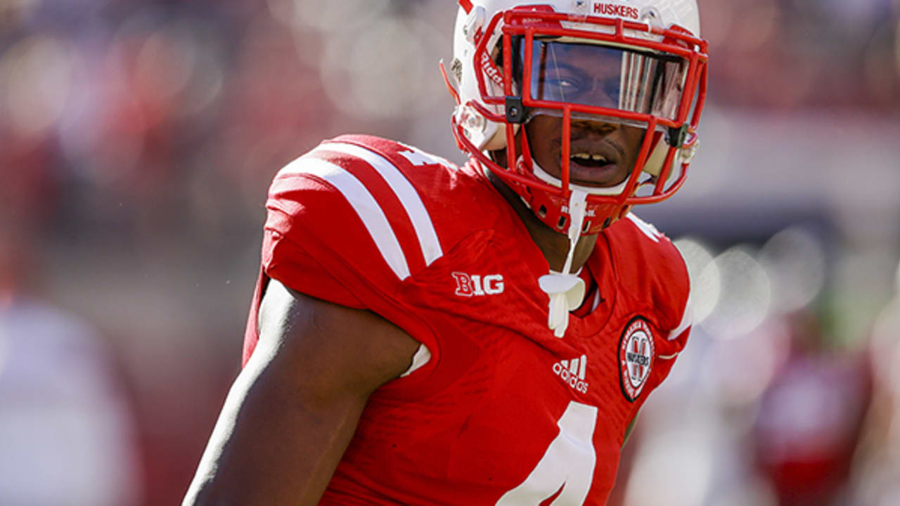 Top Prospects Left on Day 2 of NFL Draft