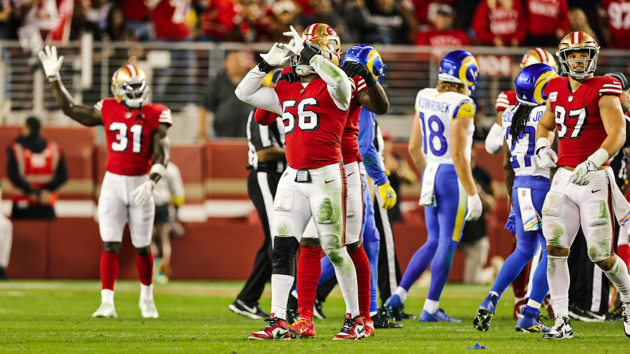 San Francisco 49ers linebacker Samson Ebukam (56) against the Los Angeles  Rams in an NFL football game, Sunday, Oct. 30, 2022, in Inglewood, Calif.  The 49ers won 31-14. (AP Photo/Jeff Lewis Stock Photo - Alamy