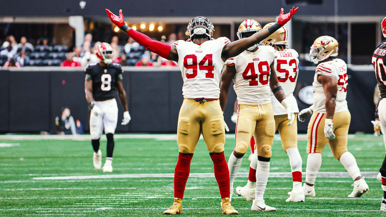 49ers' defense swarms Rams, Deebo Samuel runs rampant in win