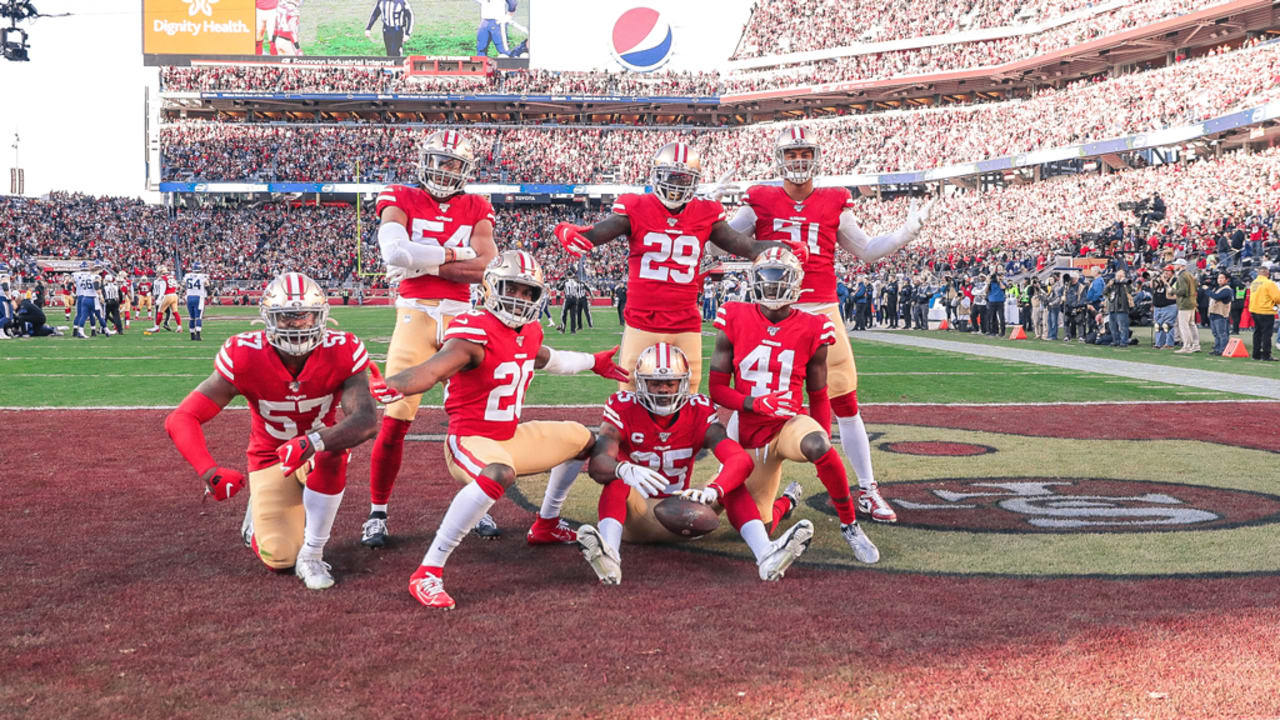 8,129 49ers V Vikings Stock Photos, High-Res Pictures, and Images