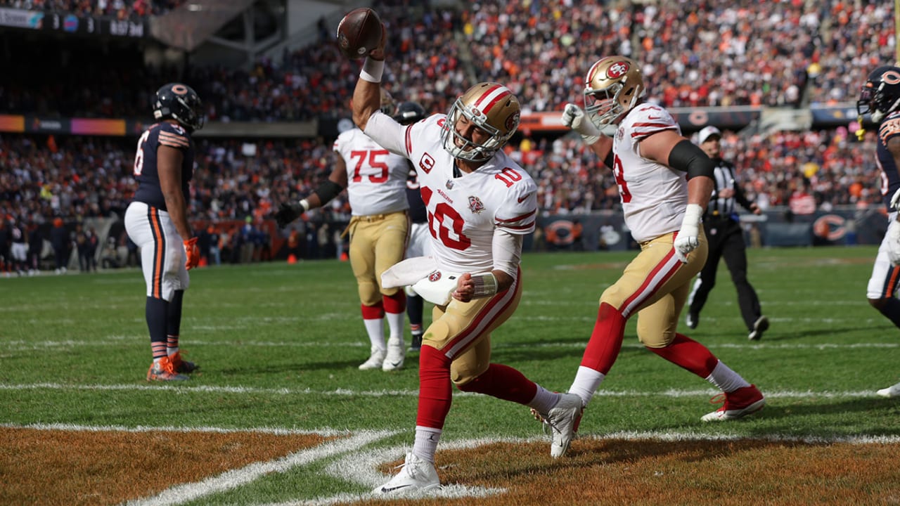 Jimmy Garoppolo leads way as 49ers beat Bears 33-22