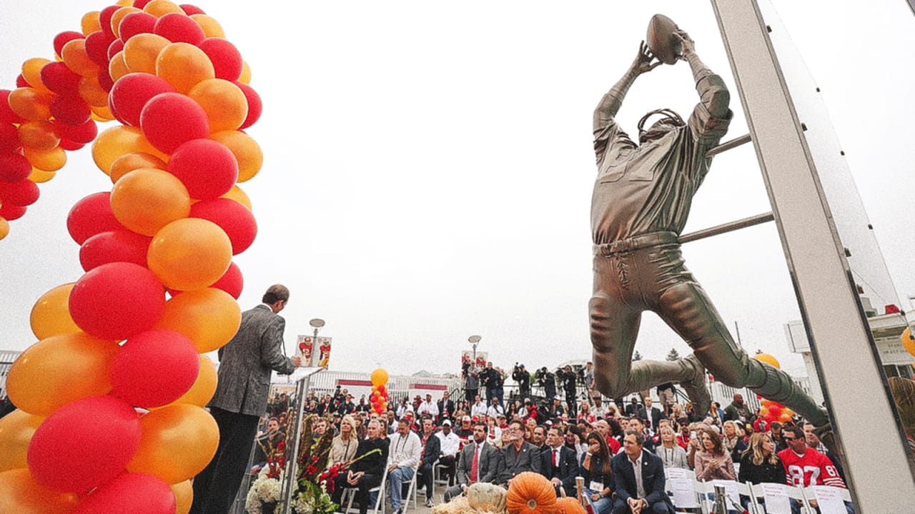 49ers Unveil 'The Catch' Statues Outside Levi's® Stadium