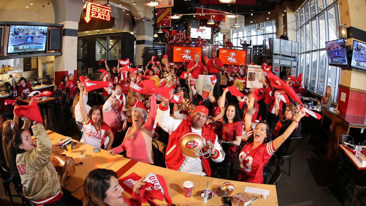 WON Attend 2016 NFL Draft Viewing Party