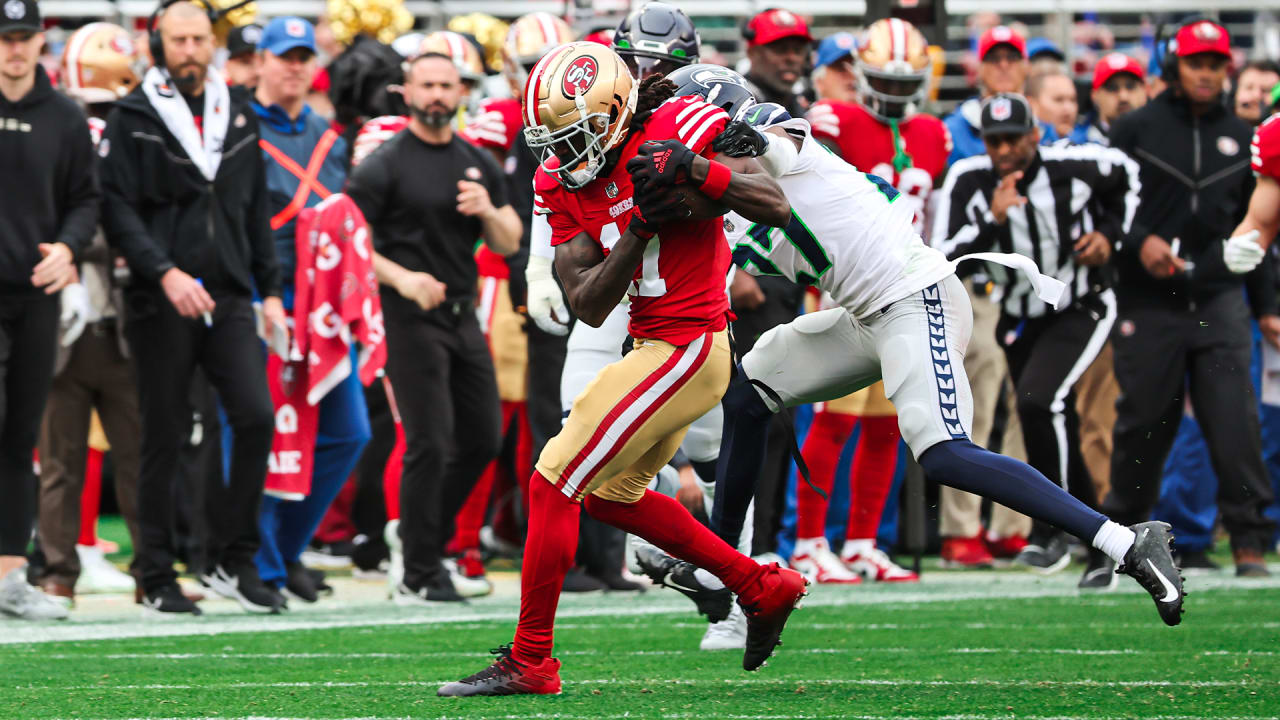 San Francisco 49ers wide receiver Brandon Aiyuk stretches out for 42-yard  gain from quarterback Brock Purdy