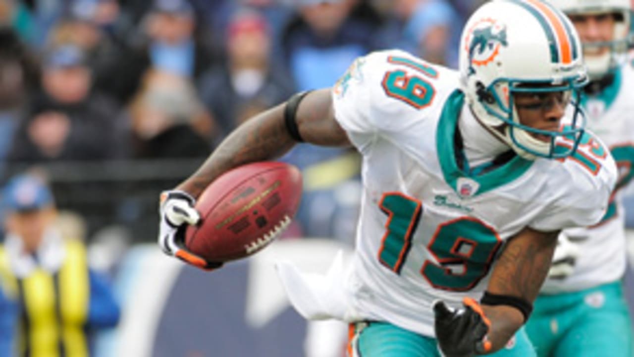 49ers acquire receiver Ted Ginn Jr. from Miami for fifth-round