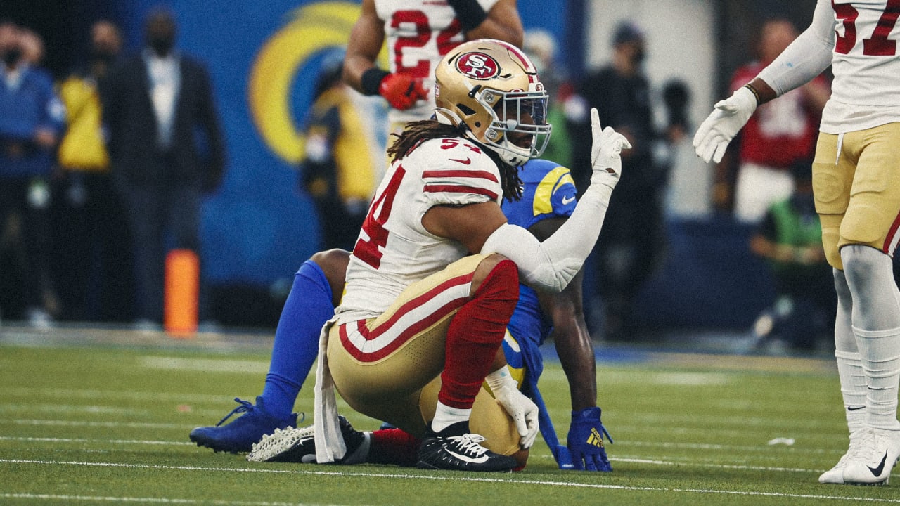 San Francisco 49ers linebacker Oren Burks during a break in action against  the Minnesota Vikings during an NFL preseason football game, Saturday, Aug.  20, 2022, in Minneapolis. (AP Photo/Craig Lassig Stock Photo 