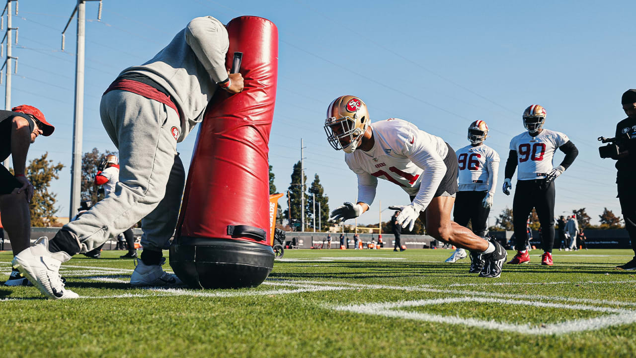 Eight San Francisco 49ers offensive players sit out practice 