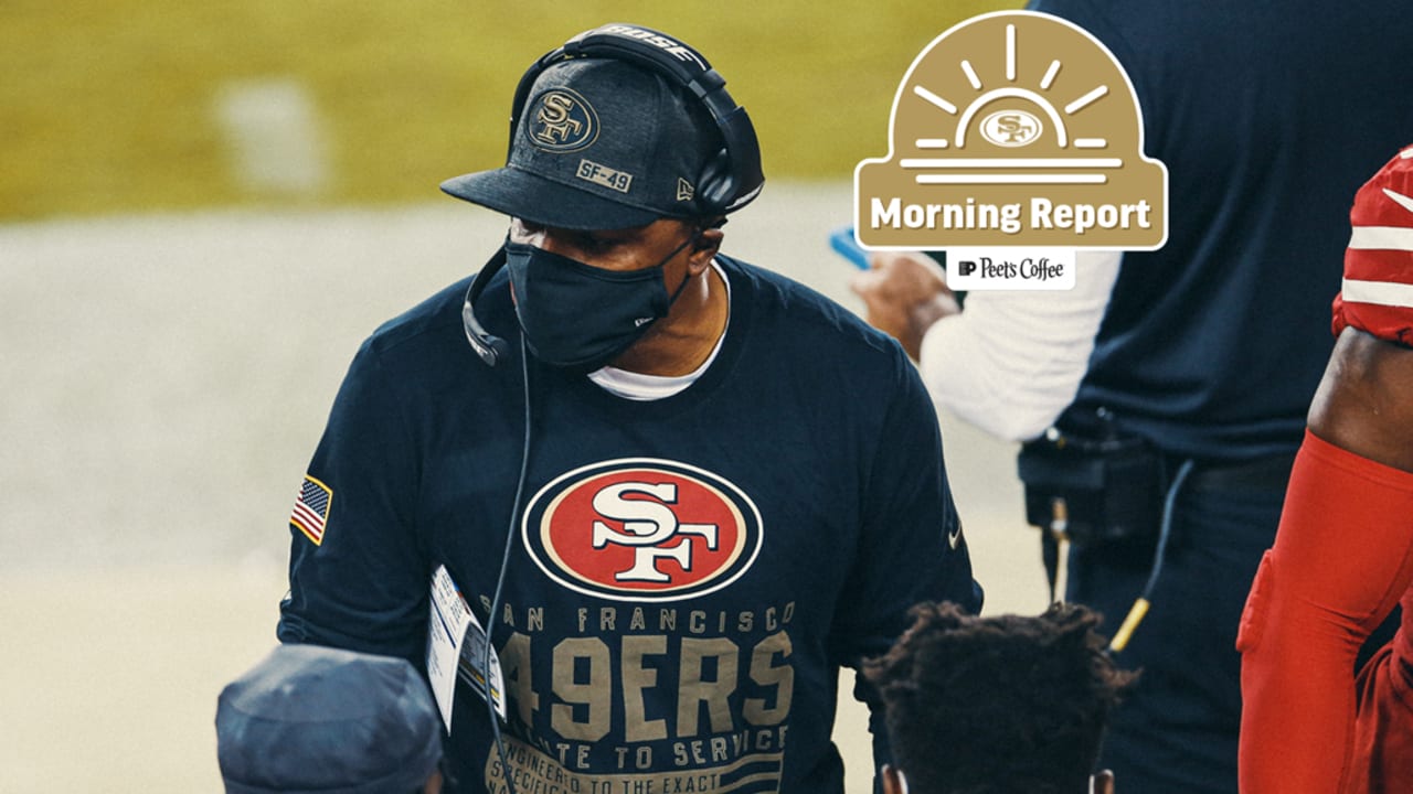 San Francisco 49ers safety Talanoa Hufanga, left, poses for photos