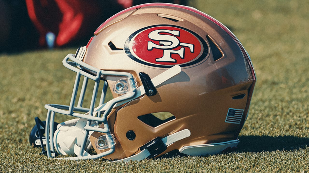 1,744 49ers Helmet Stock Photos, High-Res Pictures, and Images