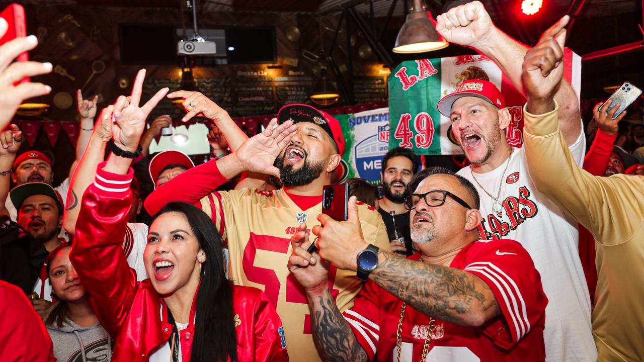 Team Hosts the Faithful at La Casa de los 49ers in Mexico City