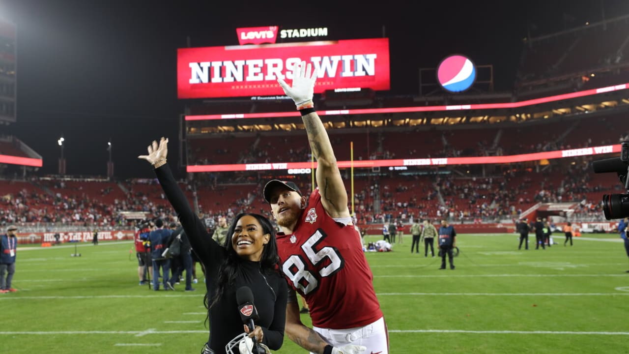 San Francisco 49ers - Best fans in the world. Thank you Faithful