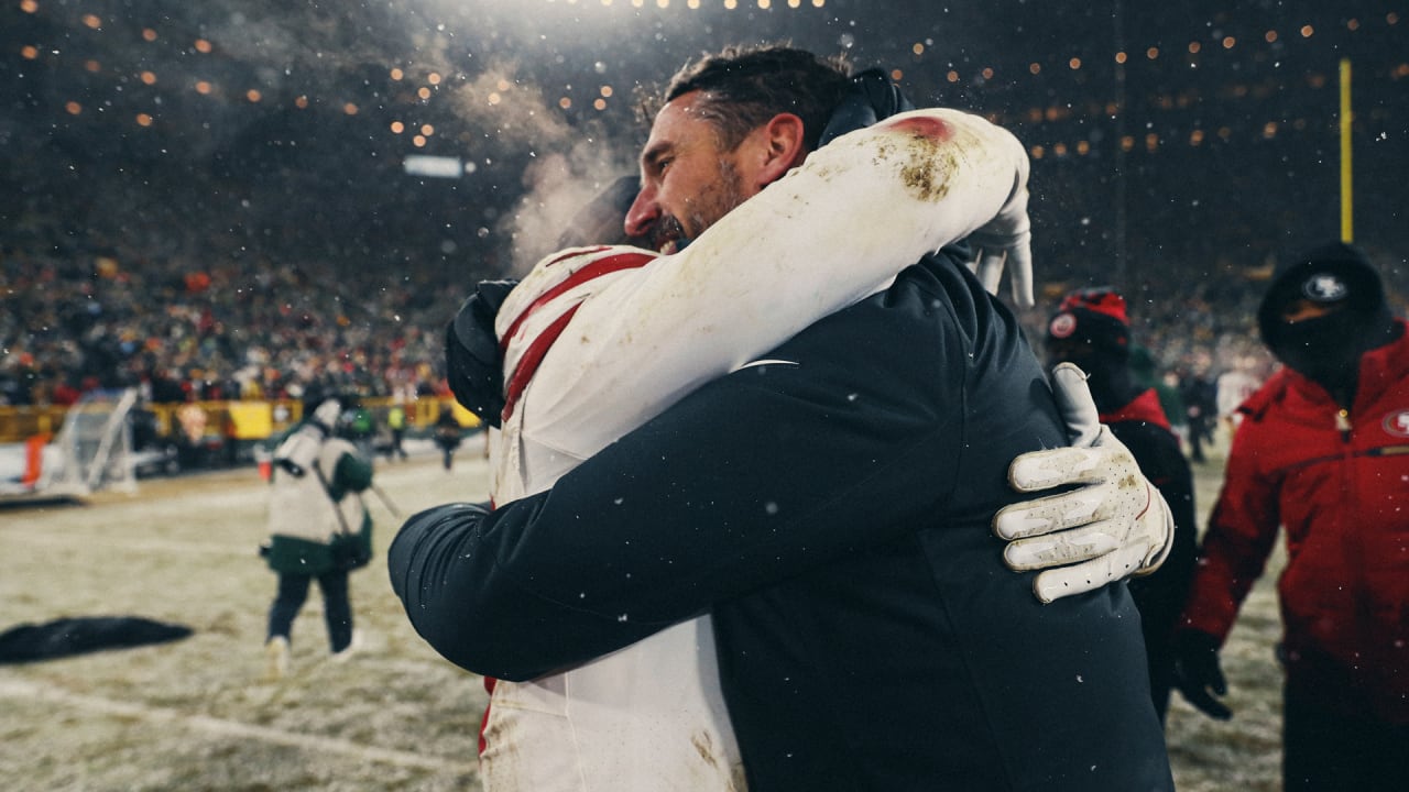 49ers Sideline Erupts Following Walk-Off Divisional Round Win vs. Packers