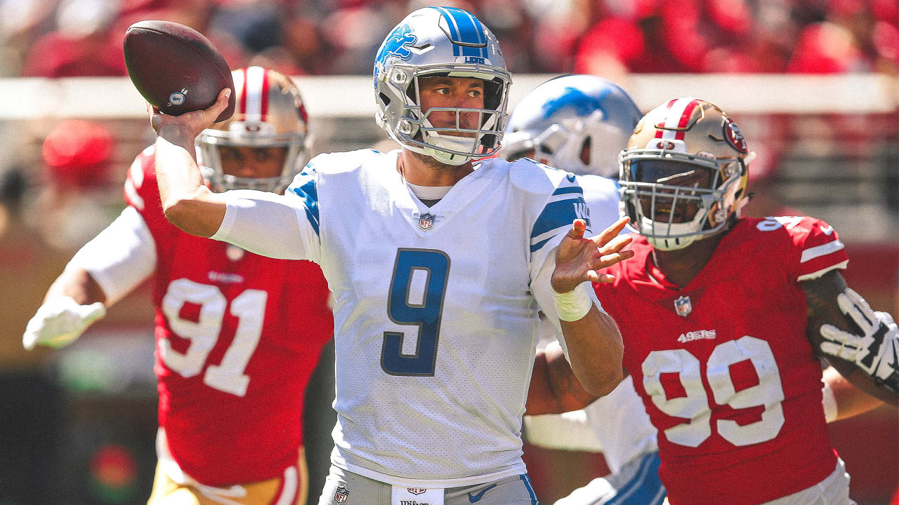 Detroit Lions cornerback Teez Tabor (30) lines up against the