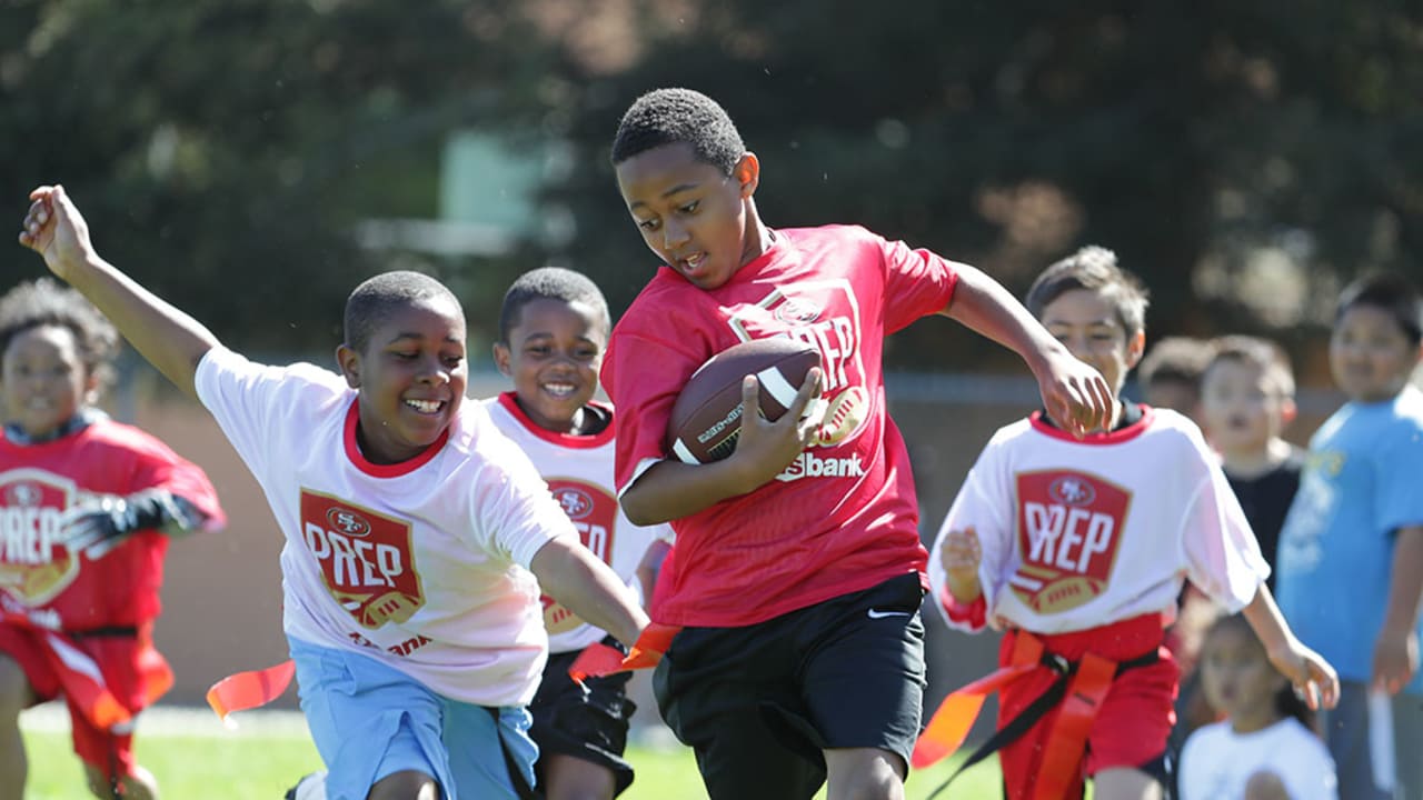 Empowering Bay Area Youth from the Huddle to their Neighborhoods