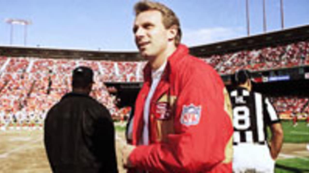 San Francisco 49ers quarterback Joe Montana prepares to unleash a