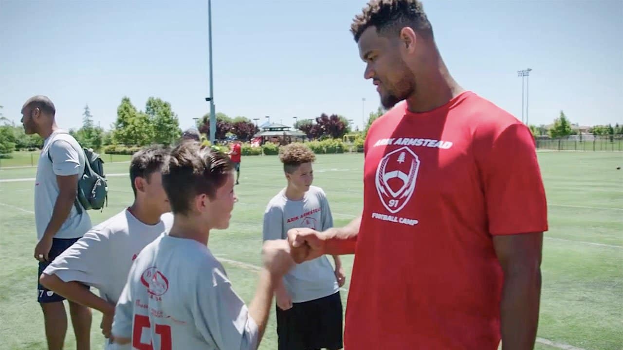 Arik Armstead Hosts Second Annual Football Camp