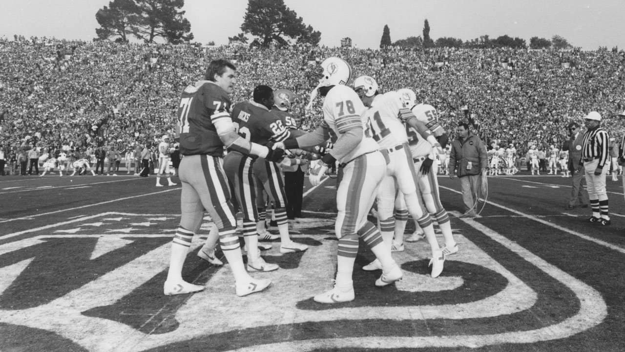 San Francisco 49ers on X: Steve Young & George Seifert. #tbt  #49ersClassic  / X