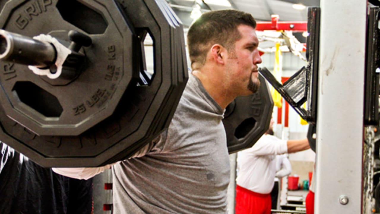 Sources: 49ers guard Alex Boone will be training camp holdout