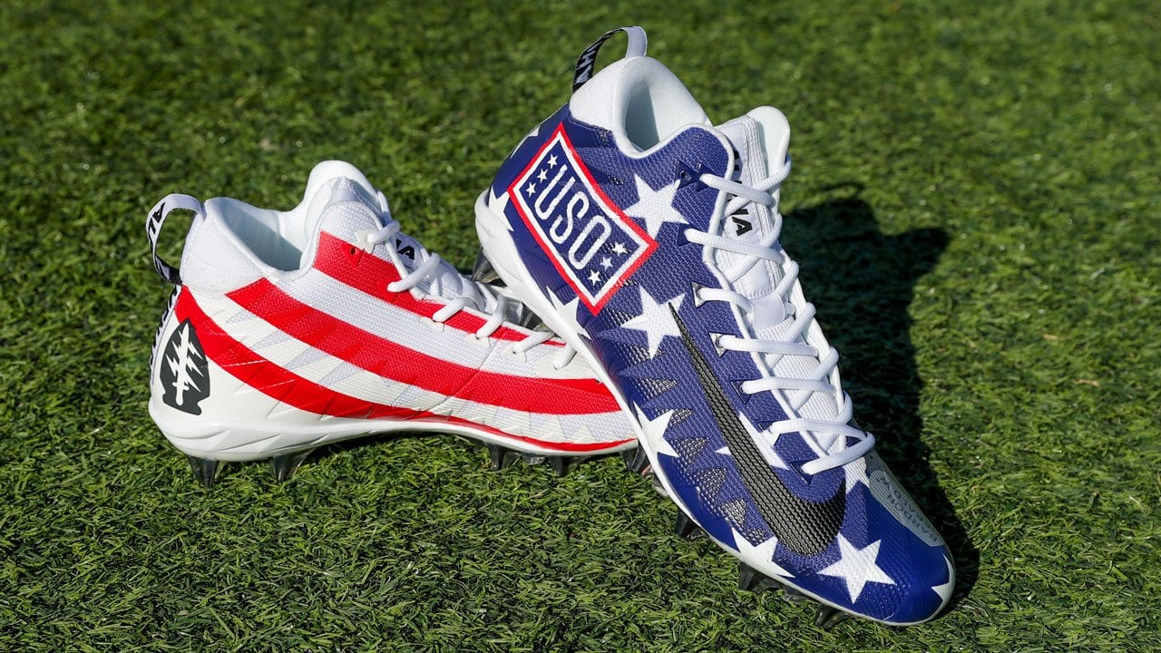 George Kittle got custom Air Jordan 1 cleats and shoes for the