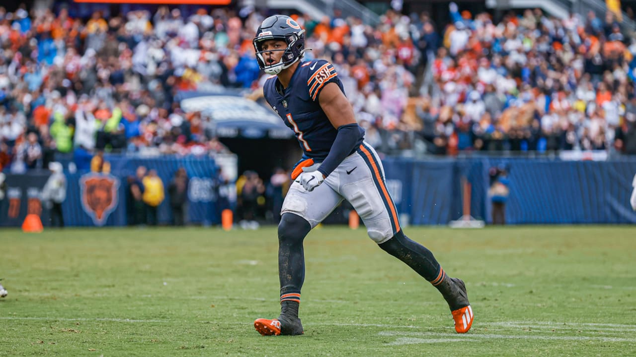 Bears Fans Celebrate Justin Fields' Strong Performance in Win vs