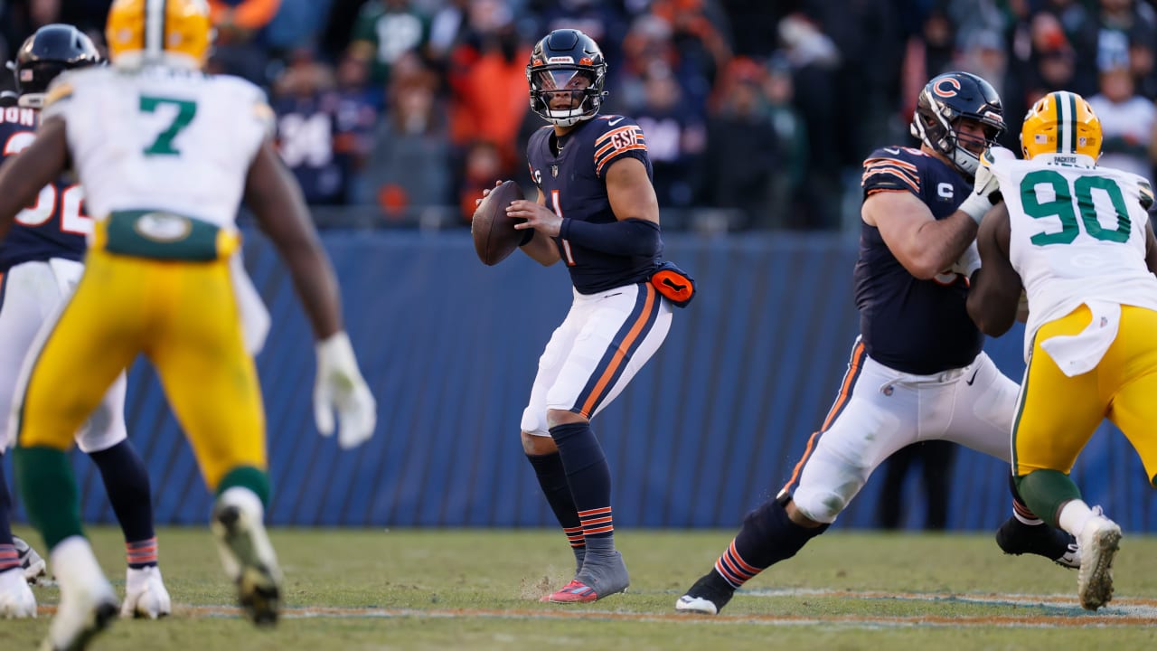 Chicago Bears vs. Green Bay Packers. Fans support on NFL Game