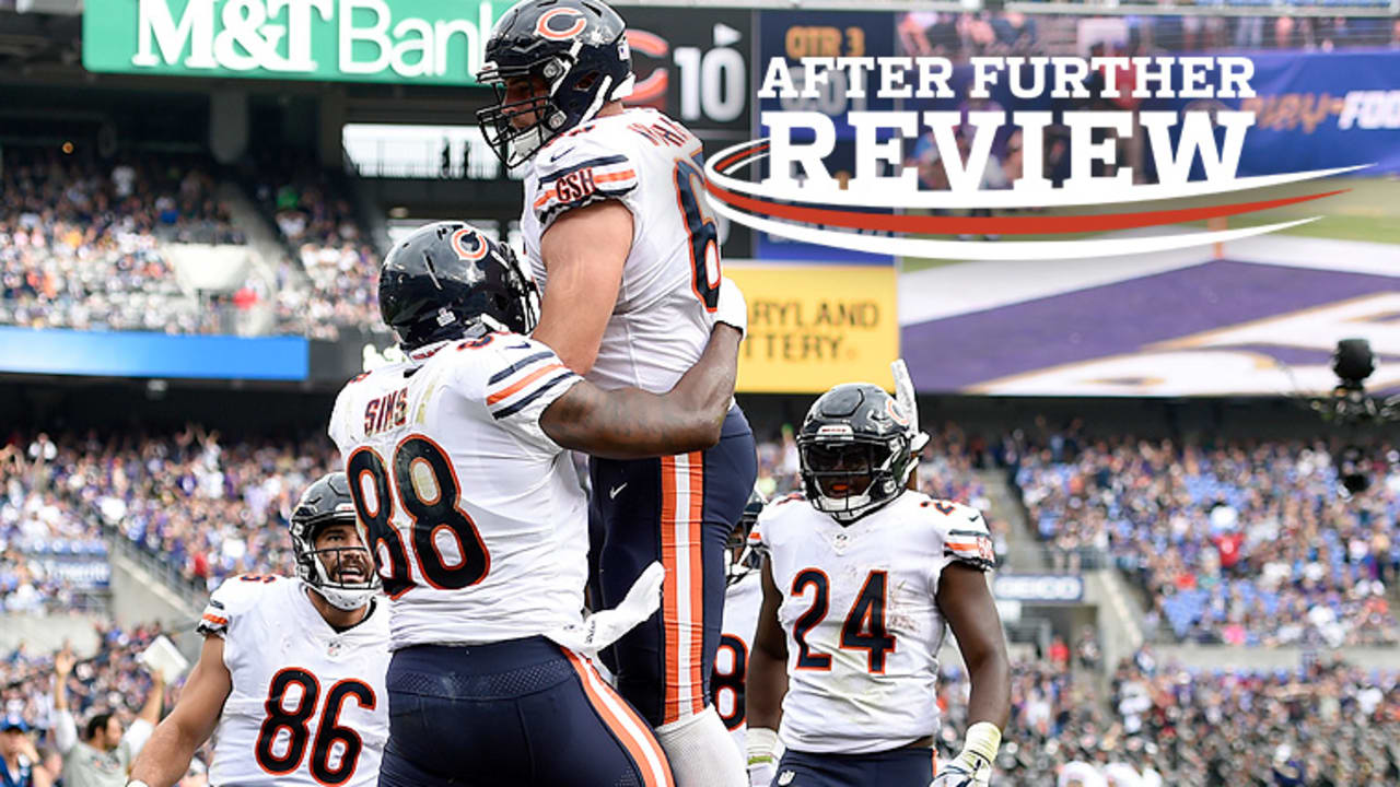 Chicago Bears TE Zach Miller (86) celebrates his second- quarter