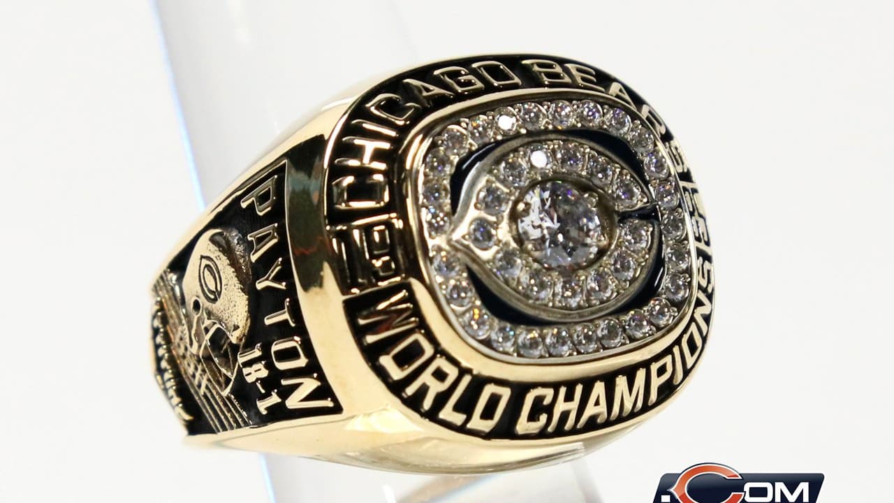 What did 1985 Chicago Bears do with their Super Bowl rings?