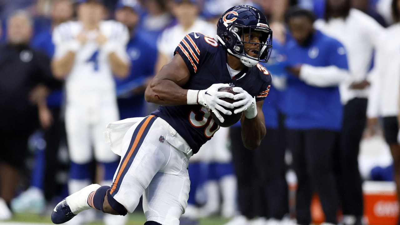 Roschon Johnson (RB) Shop - Chicago Bears - Yahoo Sports