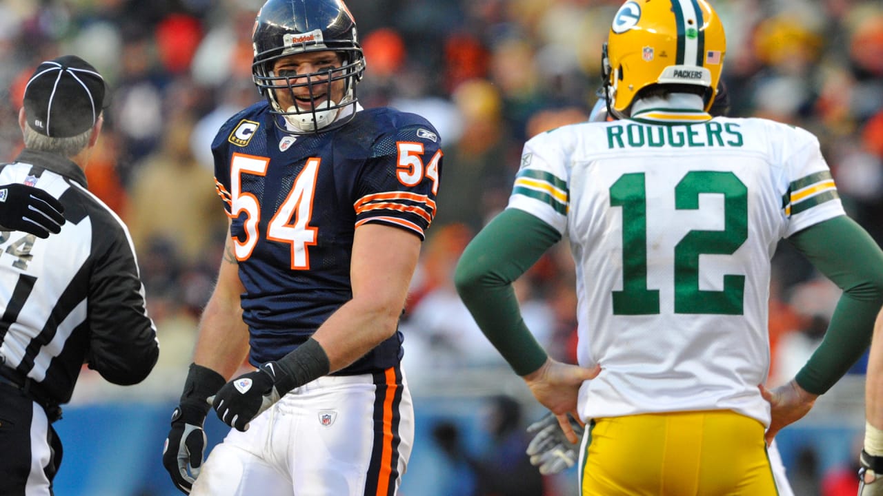 Brian Urlacher and what No. 54 meant to the Chicago Bears 