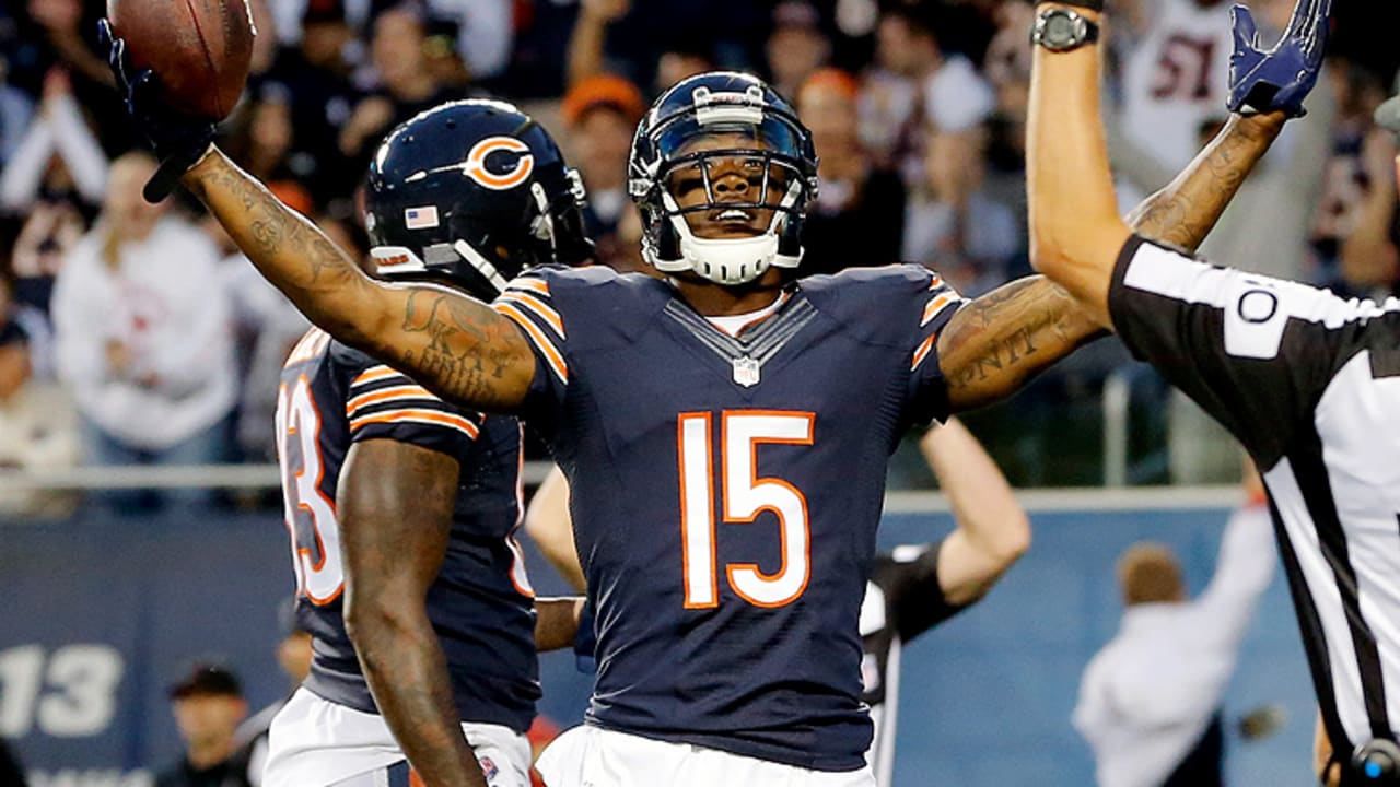 Bears rally late to edge Jaguars