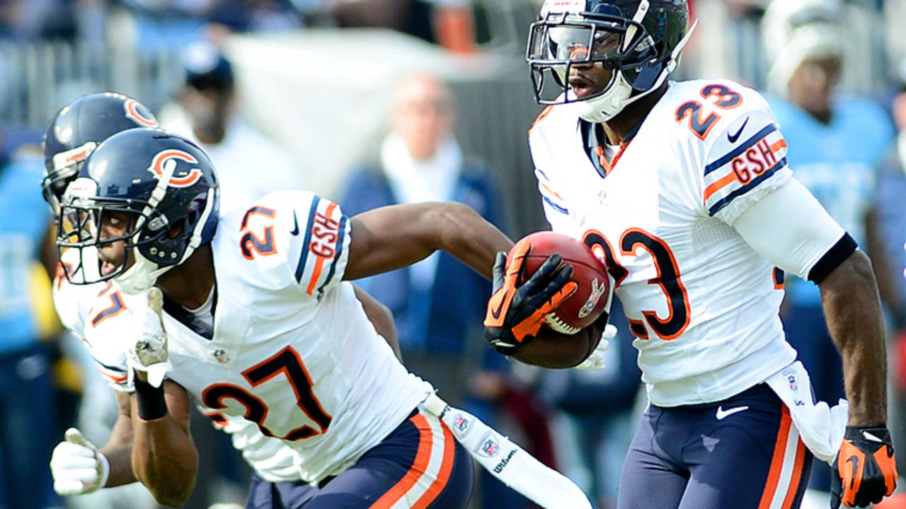 McManis, other Bears praise retiring Hester