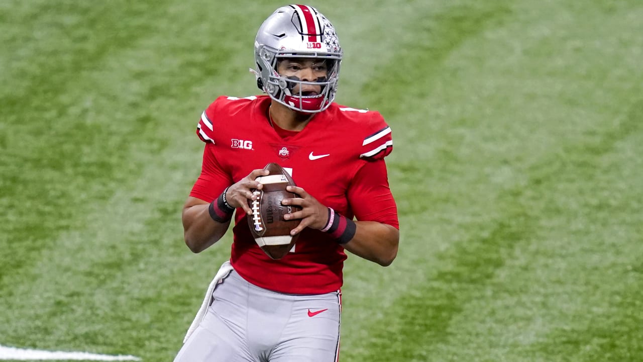 NFL Network's Stacey Dales: quarterback Justin Fields, Chicago Bears  starters expected to play in preseason opener