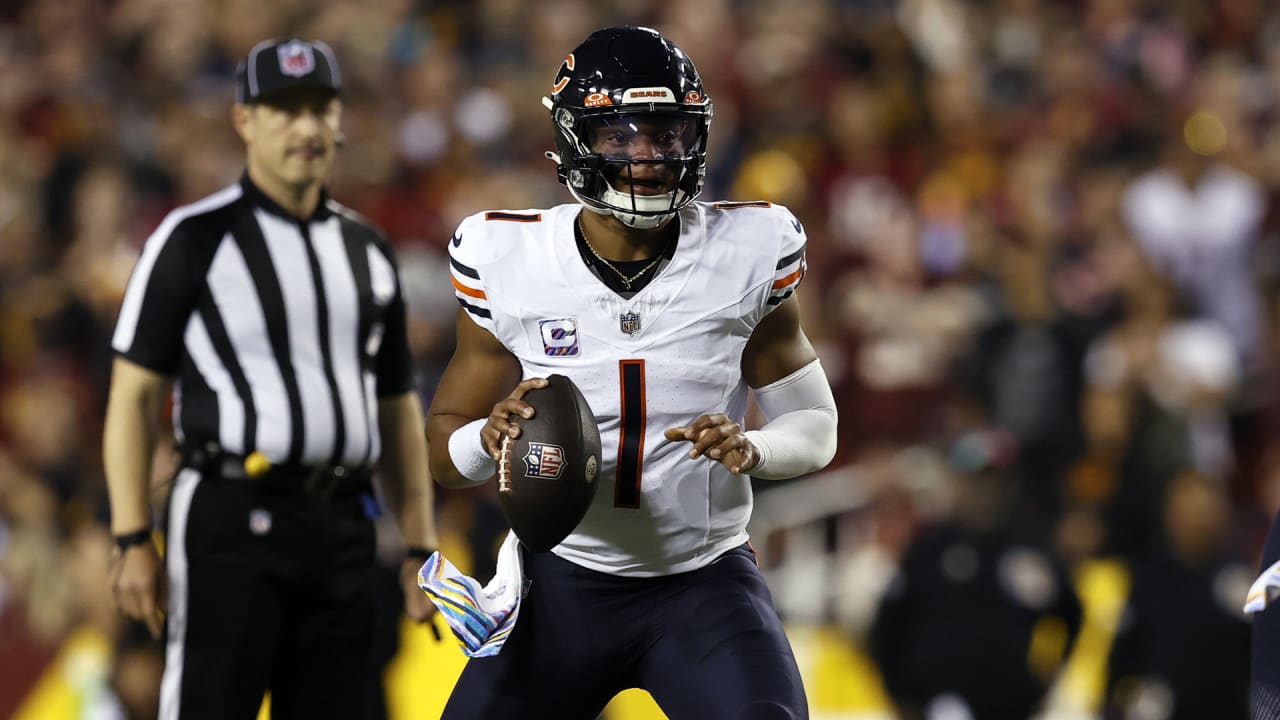 Packers' Jaire Alexander Takes Shot at Bears WR D.J. Moore After Win