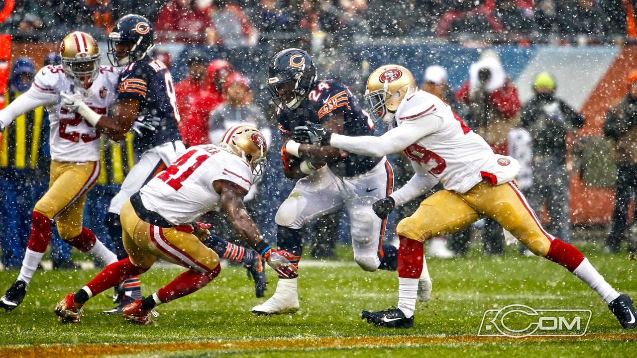 Football Is Life on X: These pics from the Bears vs 49ers game 