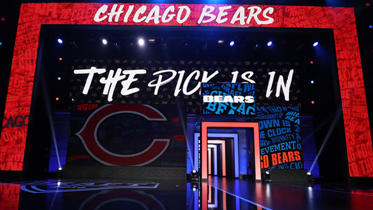 Ryan Poles dominates in this Chicago Bears 2022 Mock Draft