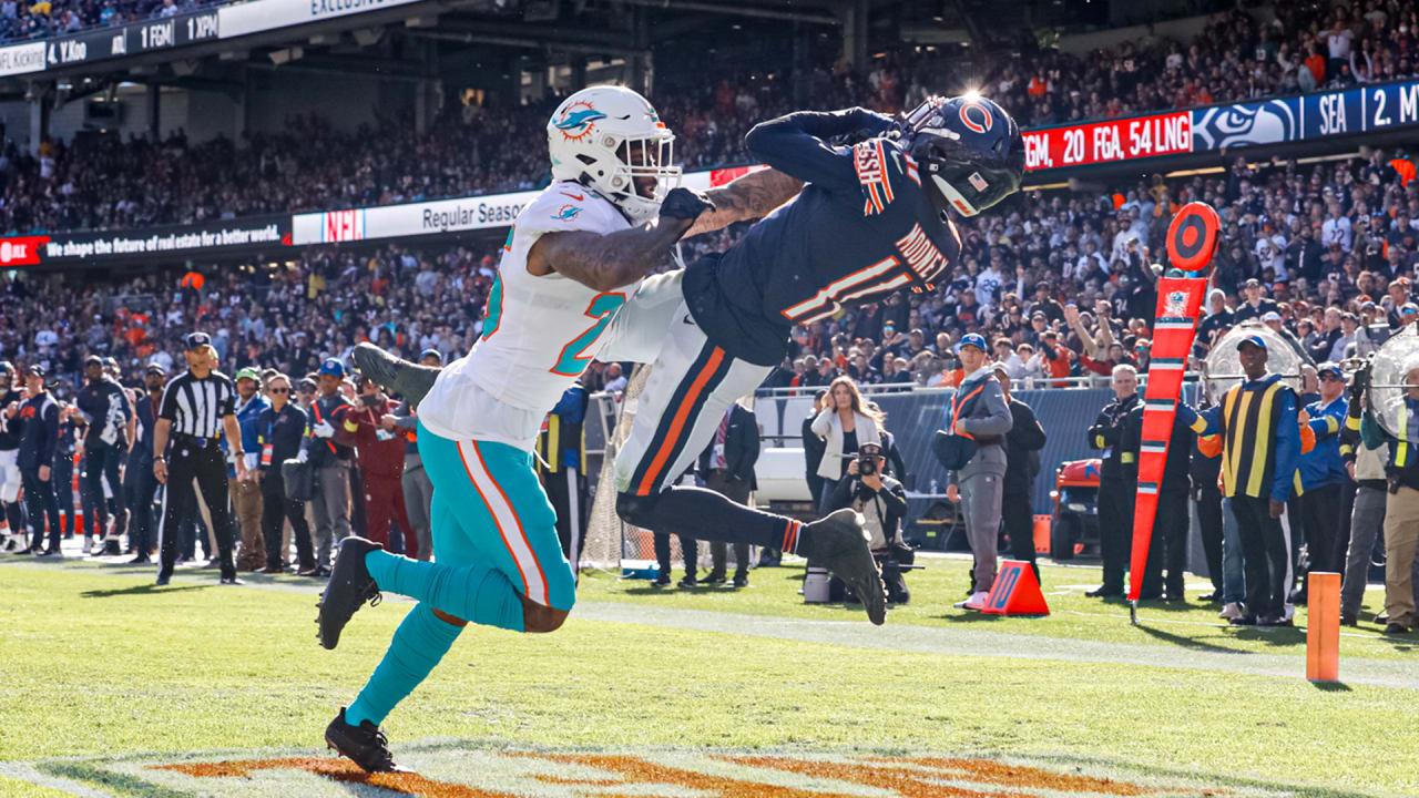 Bears' Darnell Mooney throws hat in the ring for catch of the year