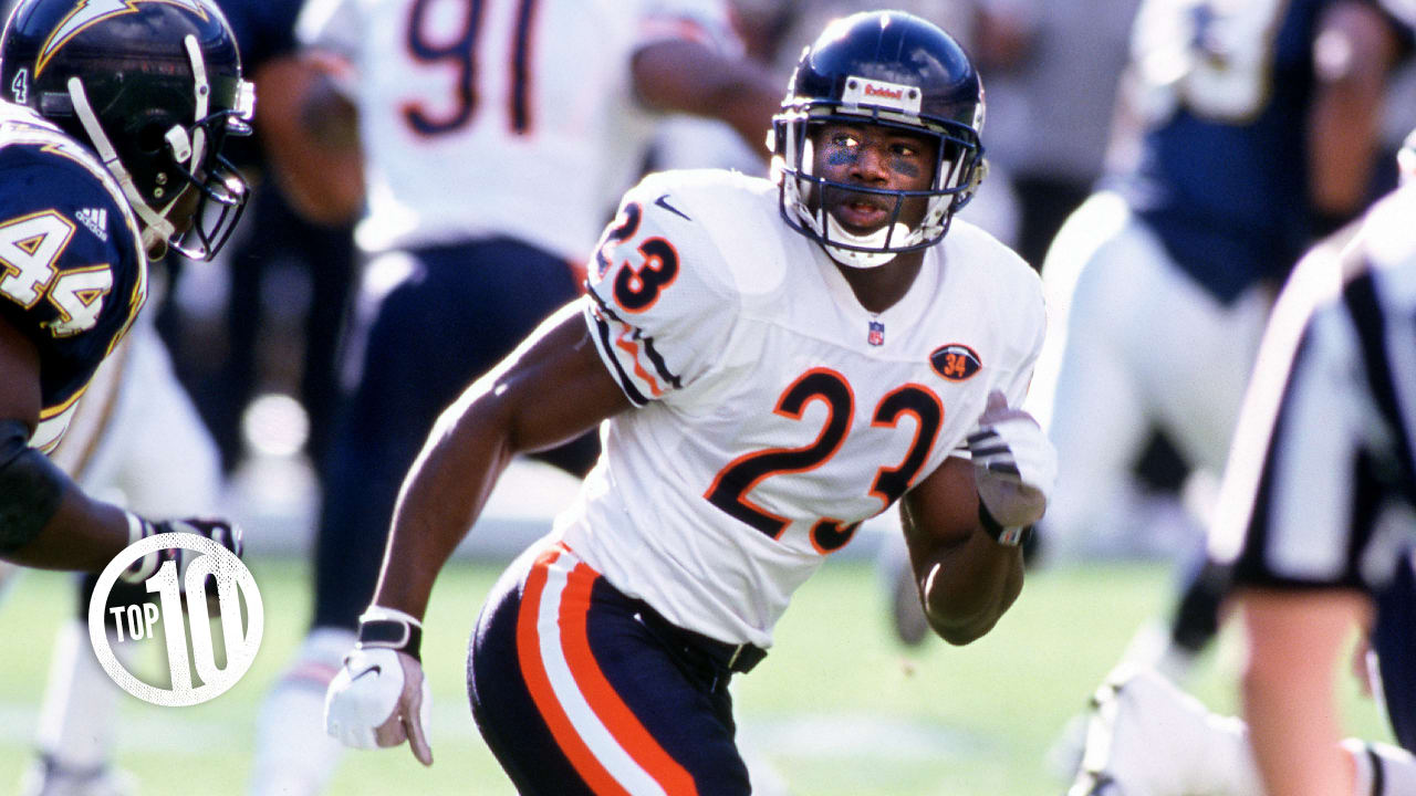 156 Chicago Bear Jerry Azumah Photos & High Res Pictures - Getty Images