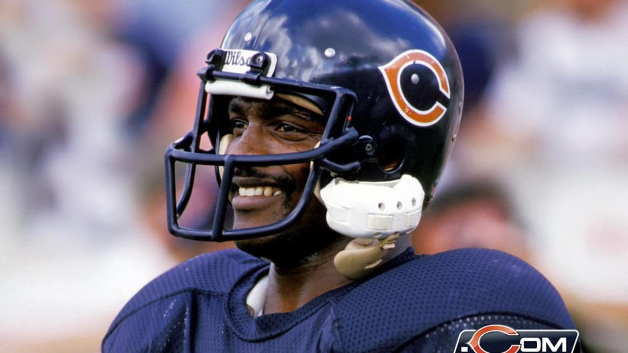 Chicago Bears Countdown to Kickoff: 34 Days with Walter Payton