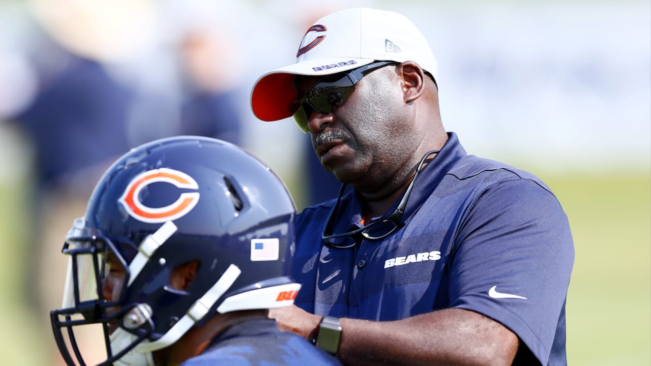 Bears' Tony Medlin wins Salvation Army award - Vimarsana News