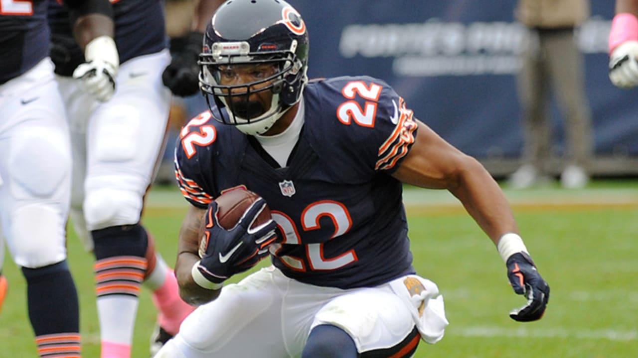 Bears sign Lance Briggs to 1-year extension, Matt Forte hopes he's next 