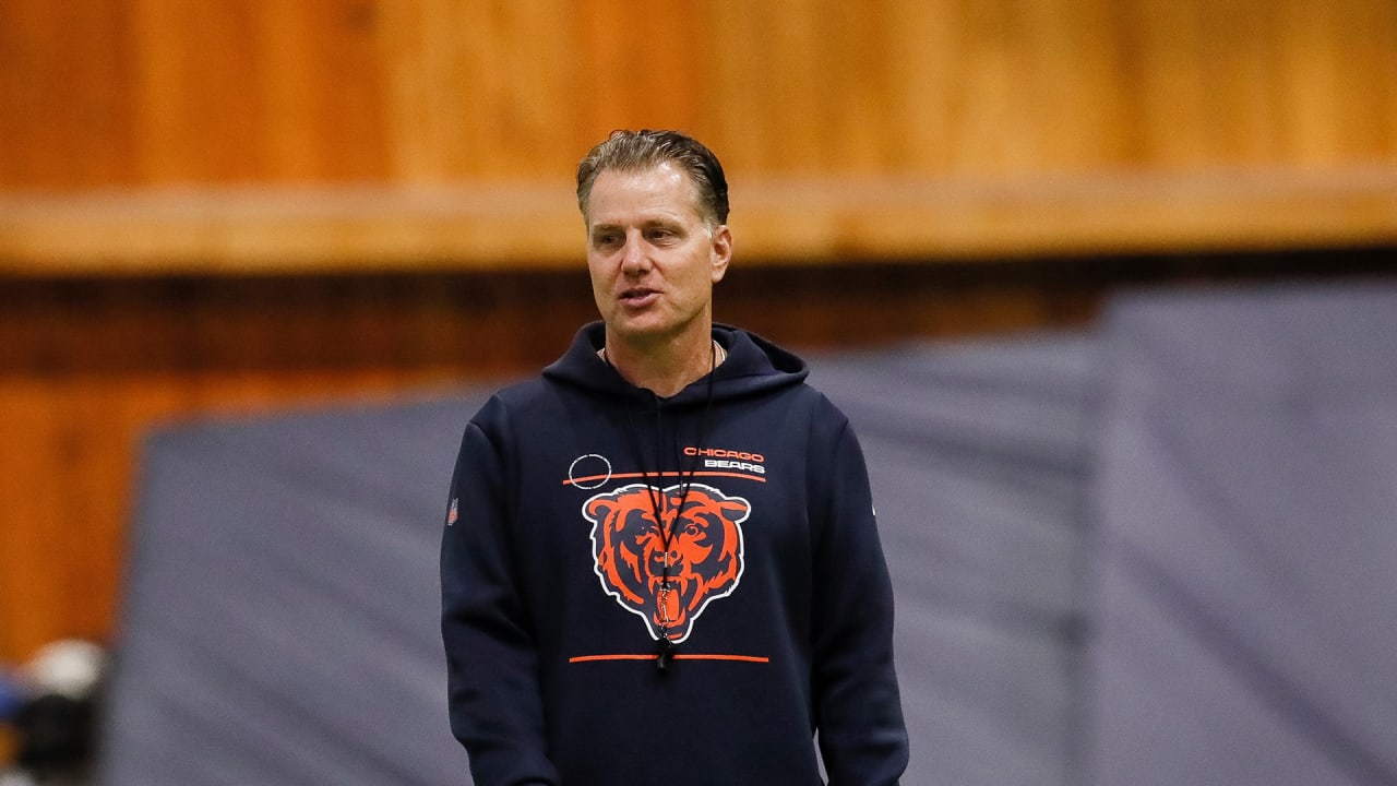 Chicago Bears head coach Matt Eberflus calls in a play during an NFL  preseason football game against the Tampa Bay Buccaneers, Sunday, Sept. 17,  2023, in Tampa, Fla. (AP Photo/Peter Joneleit Stock