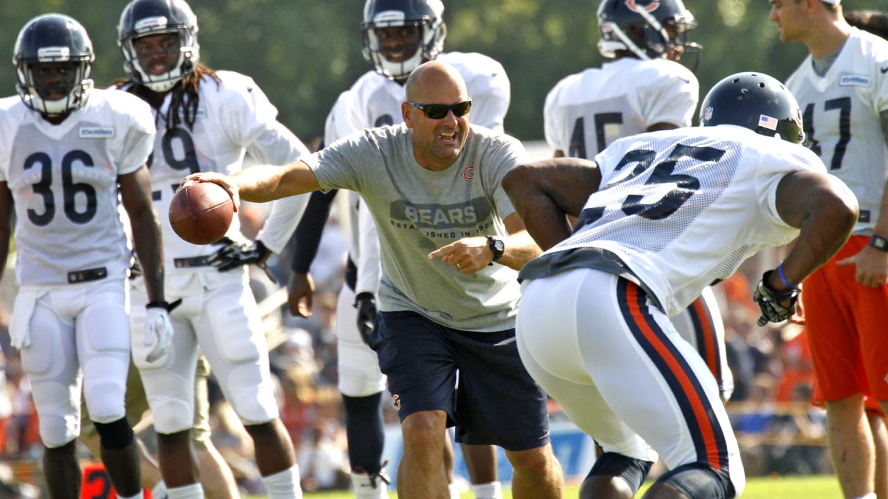 Marinelli says Bears defense 'special to be around'