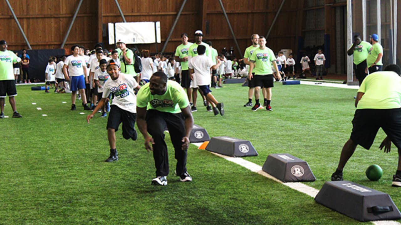 Cowboys Host NFL PLAY 60 Character Camp