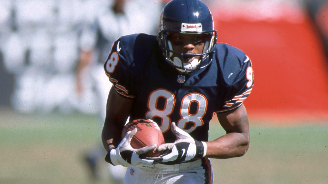 CHGO Bears on X: How would you like for the #Bears to honor the