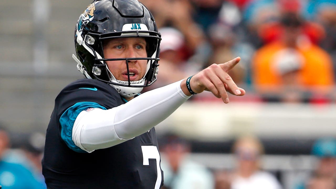 Former Eagles QB Nick Foles named Chicago Bears starter after