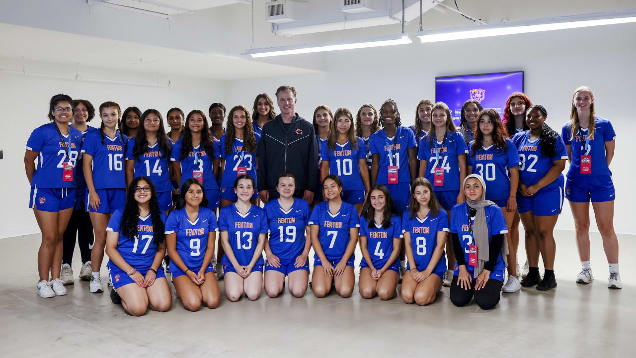 Customizing Girls Volleyball Jerseys: A Winning Edge in Team