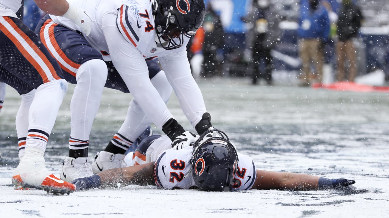 David Montgomery breaks out snow angel celebration after TD