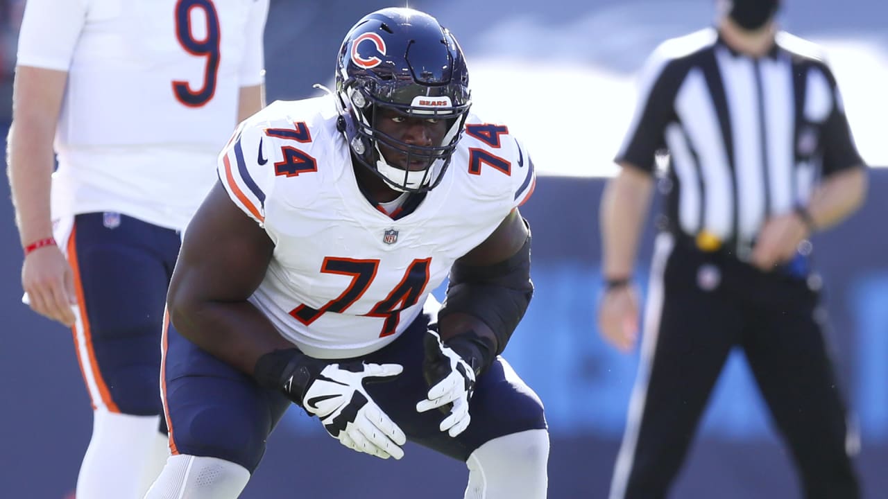 Chicago Bears OL German Ifedi promotes Urban Growers Collective for My  Cause My Cleats initiative