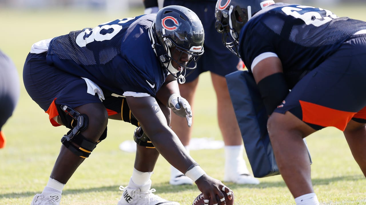 James Daniels showing improvement in Chicago Bears new run game