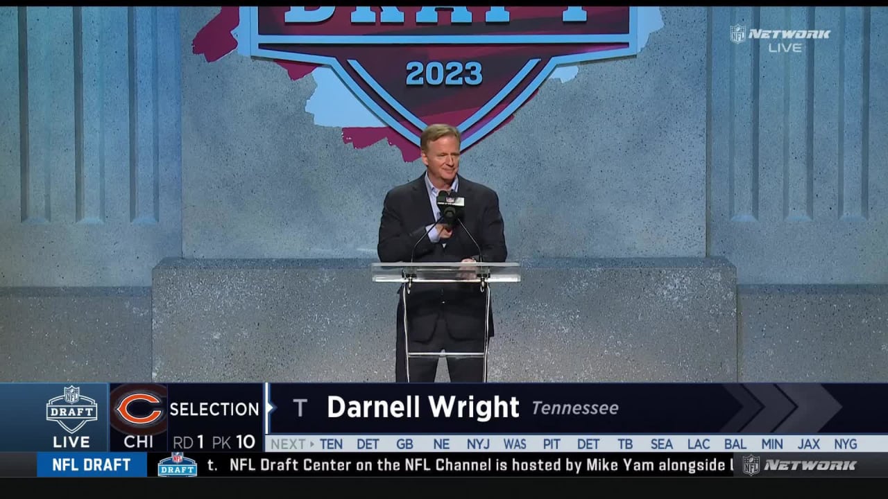 Chicago Bears take Darnell Wright with 10th pick in NFL draft